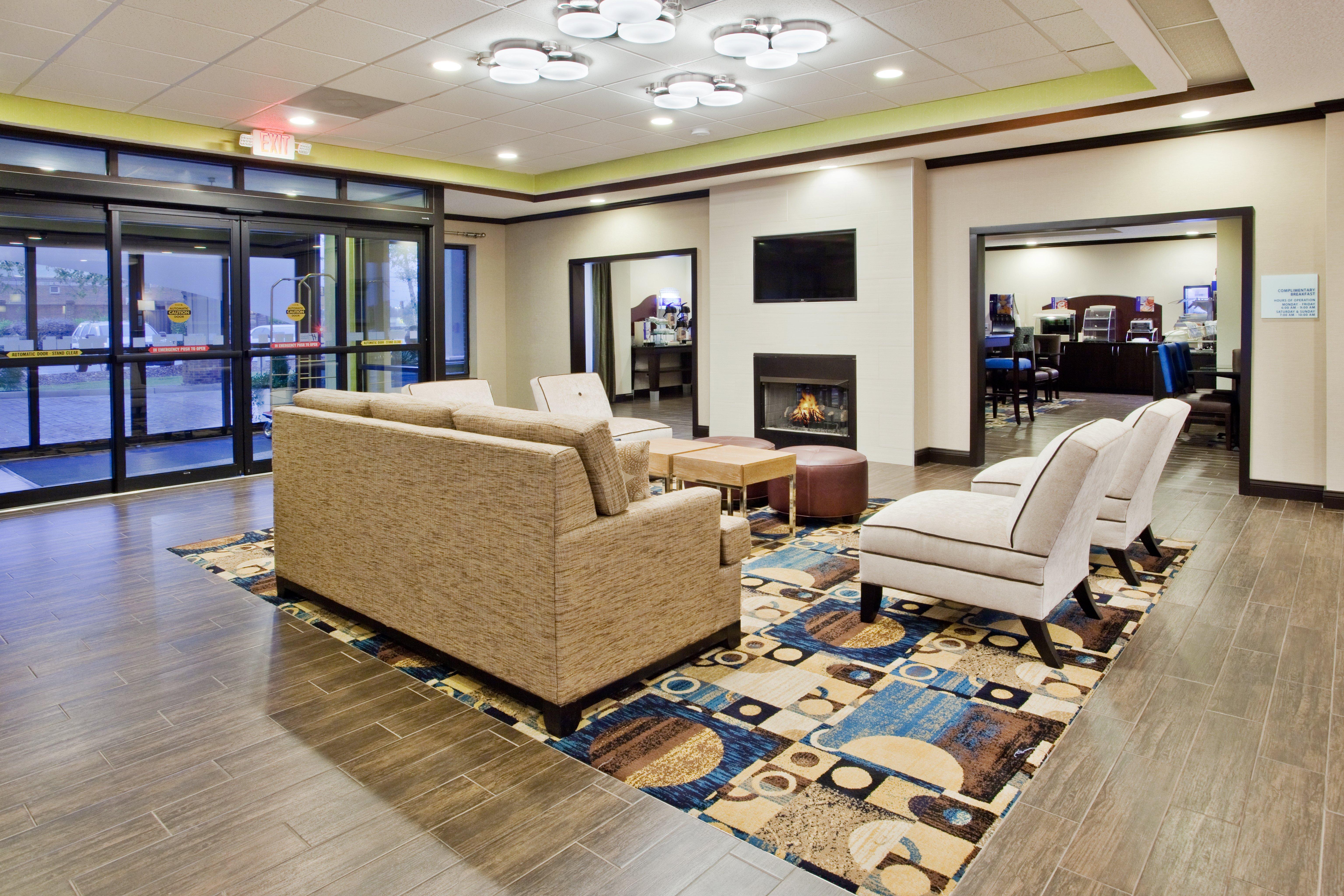 Holiday Inn Express & Suites Buford Ne - Lake Lanier By Ihg Esterno foto